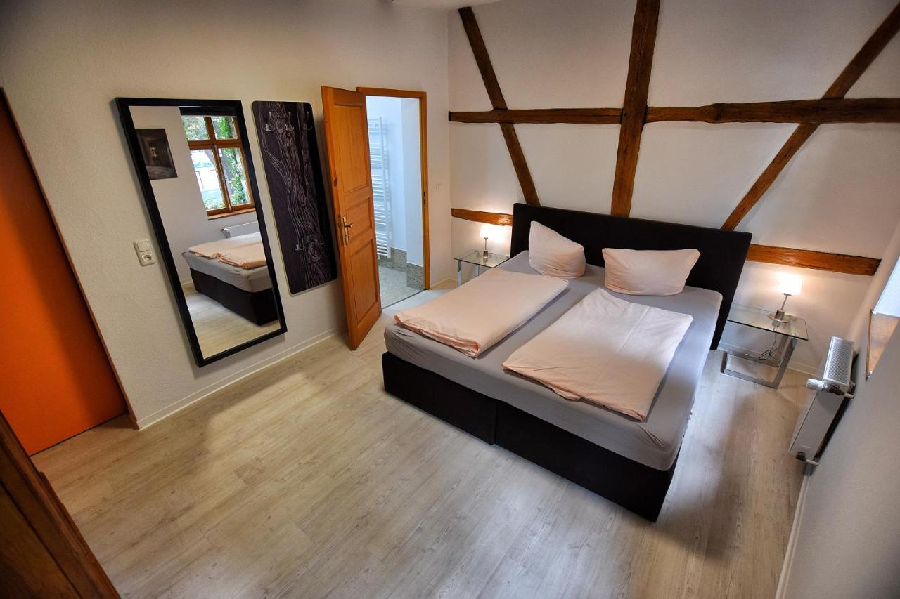 Zum Alten Krug Naumbourg Extérieur photo