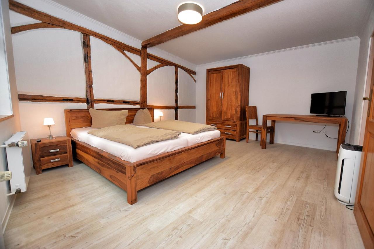 Zum Alten Krug Naumbourg Extérieur photo