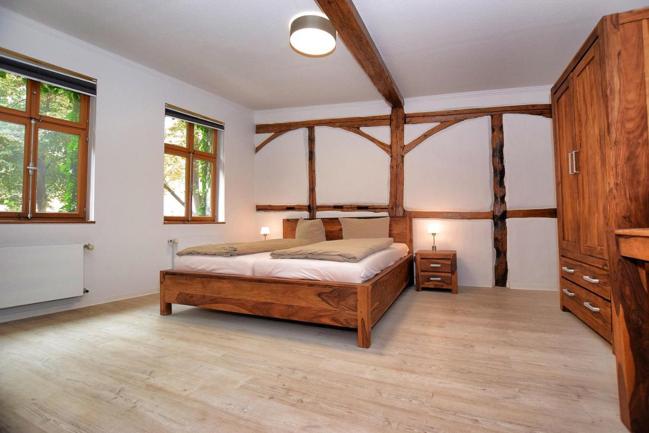 Zum Alten Krug Naumbourg Extérieur photo
